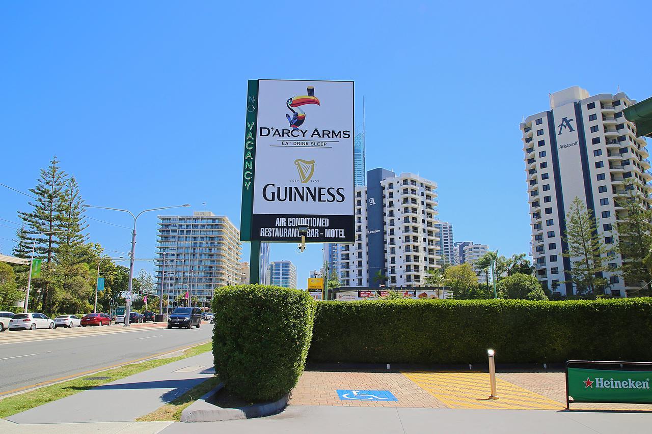 Darcy Arms Hotel Motel Gold Coast Eksteriør bilde